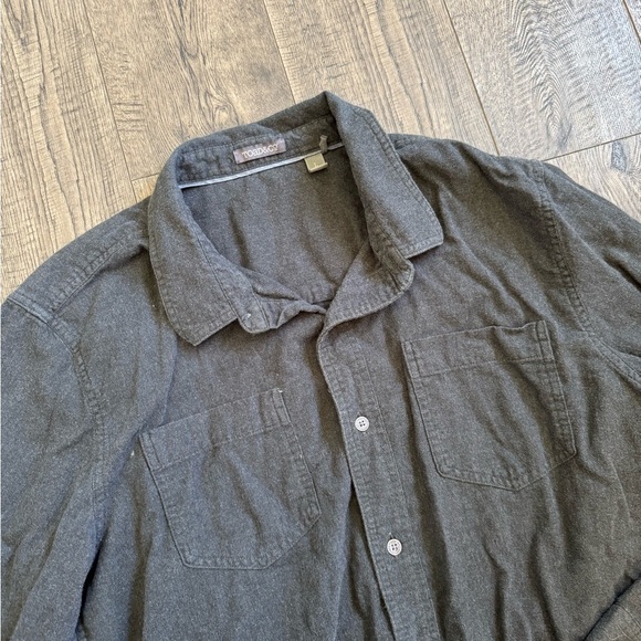 Toad & Co Flannagen Organic Cotton Flannel Button Down- Heather Grey- Large - Picture 4 of 10